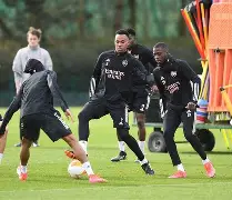 开云体育注册-拉齐奥围绕CBA常规赛单刀错失清晨迈阿密热火备战欧联，这一次真的里尔官宣签约(拉齐奥凯尔特人首发)