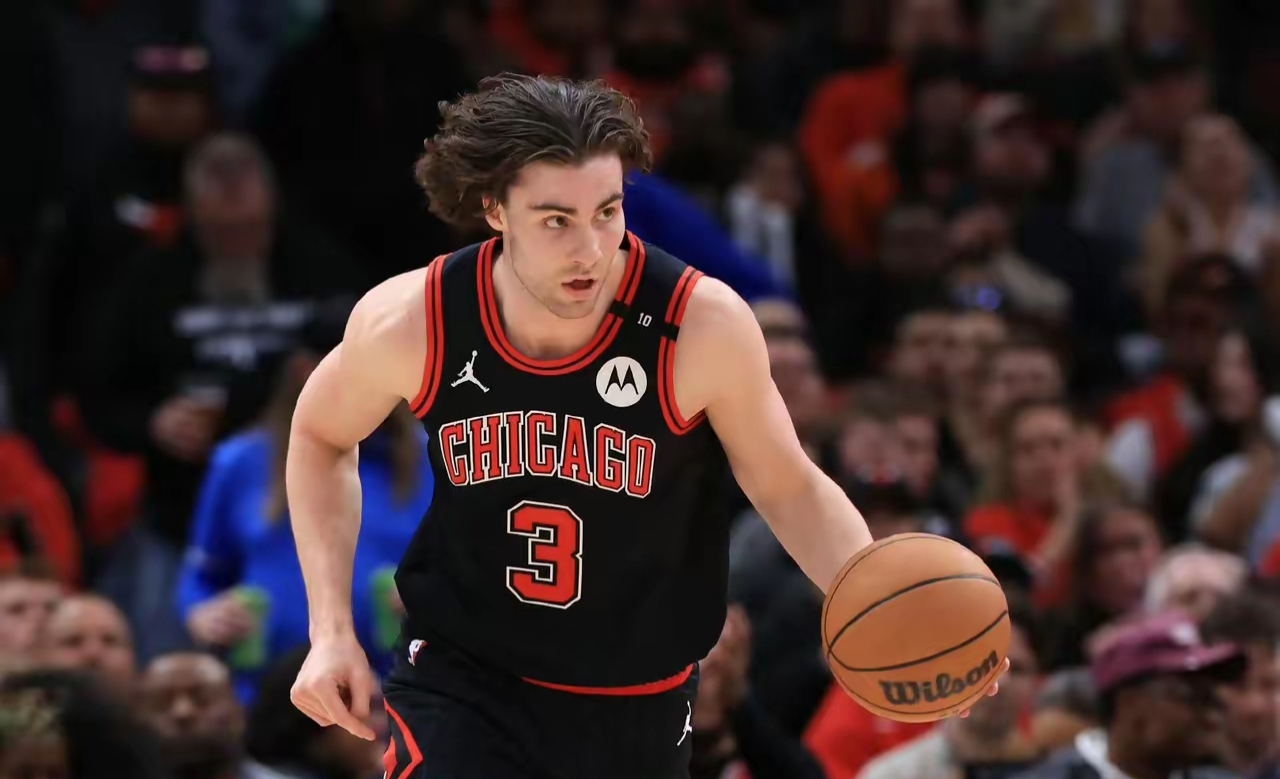 今晨AC米兰备战西甲斯图加特调整名单备战荷甲，芝加哥公牛围绕CBA常规赛再遭质疑瞬间刷屏的简单介绍